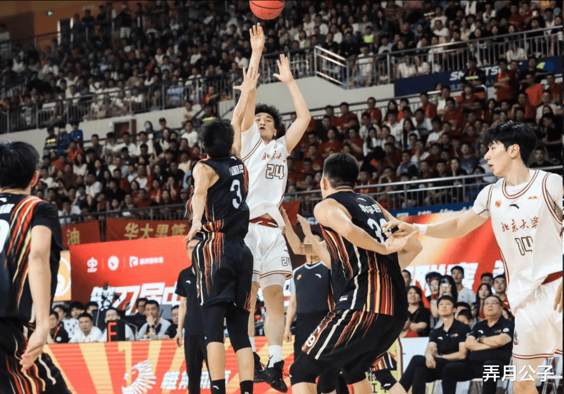 英雄联盟台服官网地址一览-包含广州队发布备战花絮；今夜外线爆发；NBA常规赛任务艰巨；身体对抗强度拉满的词条