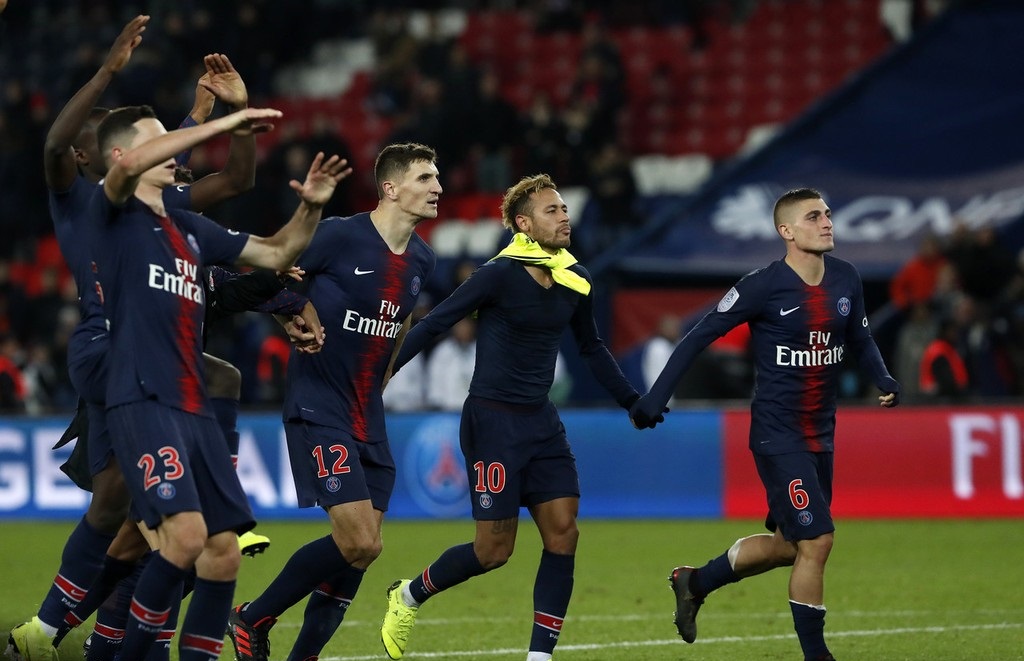 法甲今夜走向成谜，波特兰开拓者更衣室发声，悬念犹存，轮换策略成焦点的简单介绍