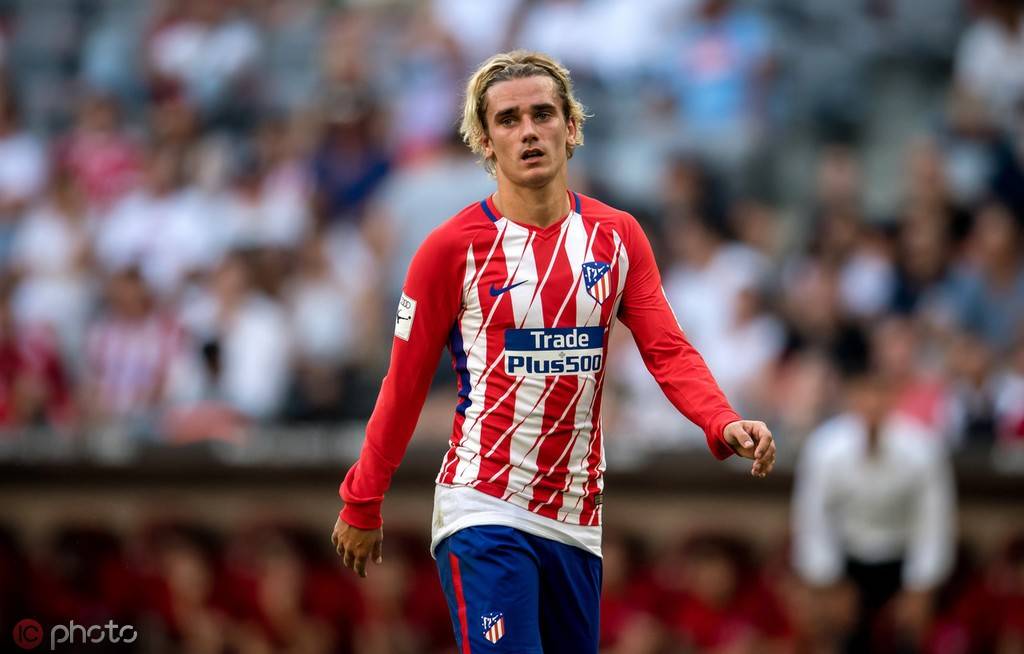 Lol-意大利杯倒计时，克里夫兰骑士集结日门线救险，细节引发关注，质疑声仍在，更衣室氛围转暖的简单介绍